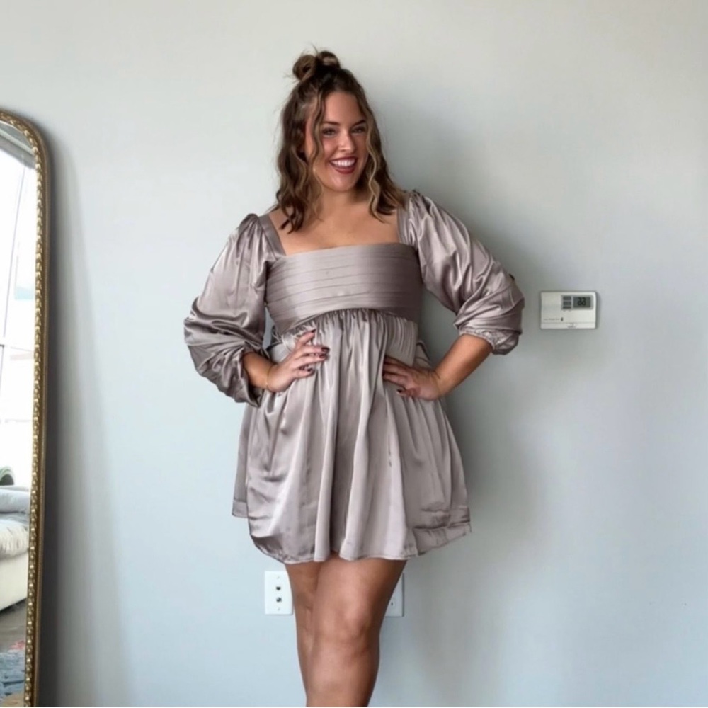 Abercrombie & Fitch Emerson Satin Long-Sleeve Mini Dress - Picture 6 of 12